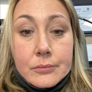 Meet your Posher, Adrianne